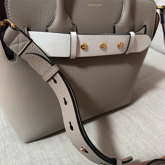 Burberry belt bag medium size - Picture 4 of 9